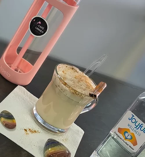 Cafe Linnea coffee and joyfull hydro water bottles